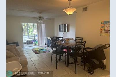 4334 NW 9th Ave, Unit #8-2C - Photo 1