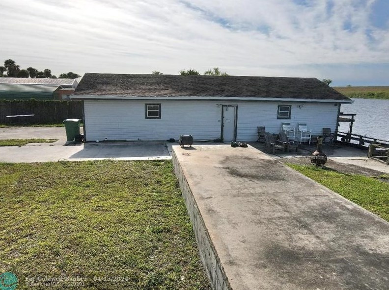 6258 Us Hwy 441, Okeechobee FL 34974-7418 exterior
