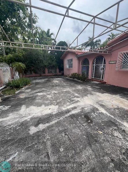 2178 16th St, Miami, FL 33145-2106