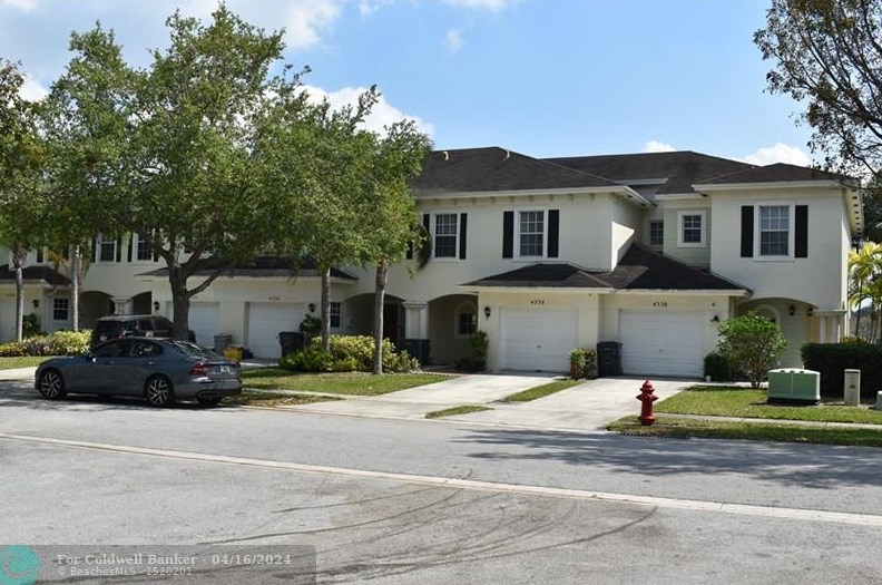 4336 Emerald Vis, Lake Worth, FL 33461-5384