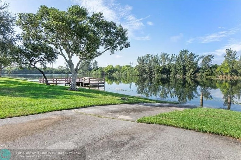 22726 Vistawood Way, Boca Raton FL  33428-5501 exterior