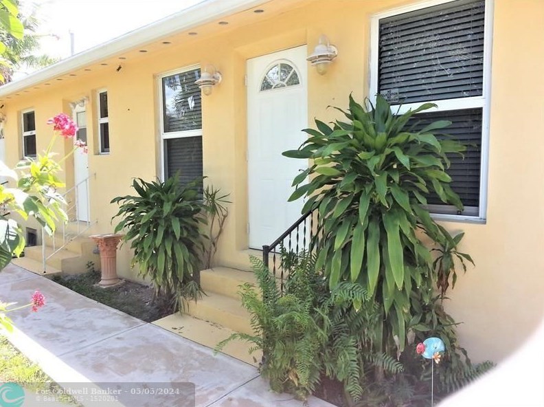 1123 17th Ave, Hollywood, FL 33020-3611