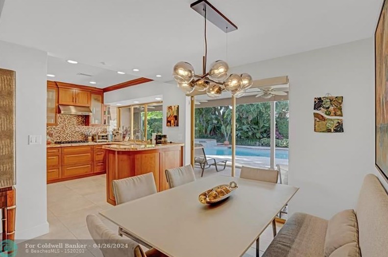 3341 37 St, Hollywood FL 33021-2520 exterior