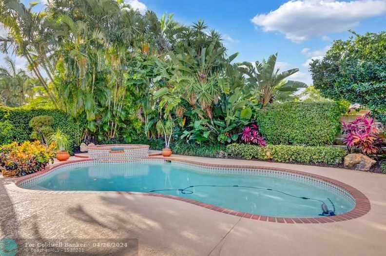 3341 37 St, Hollywood FL 33021-2520 exterior