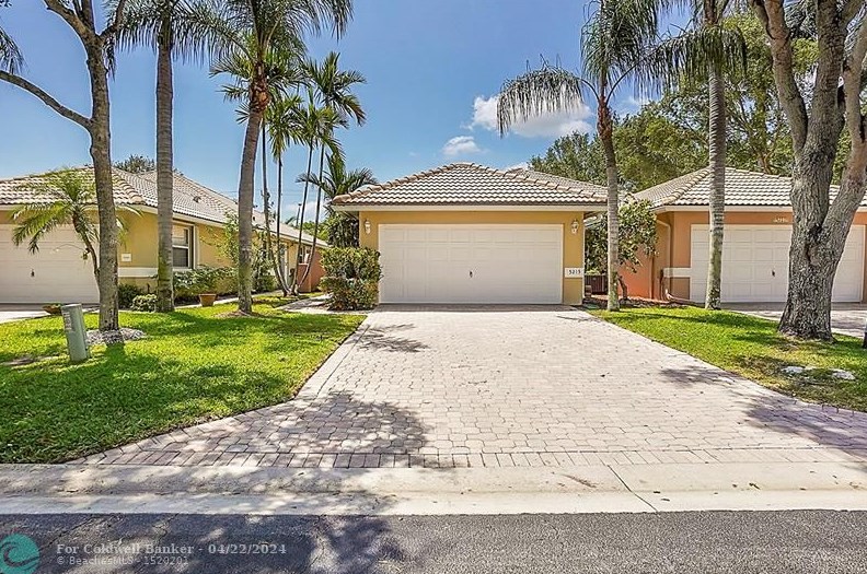 5215 Grande Palm Cir, Delray Beach, FL 33484-1363