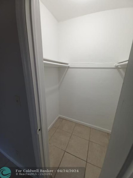 126 8th Ave, Dania Beach FL  33004-2739 exterior