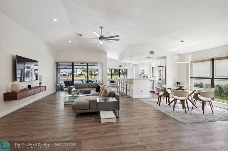 11061 Clover Leaf Cir, Boca Raton FL  33428-1606 exterior