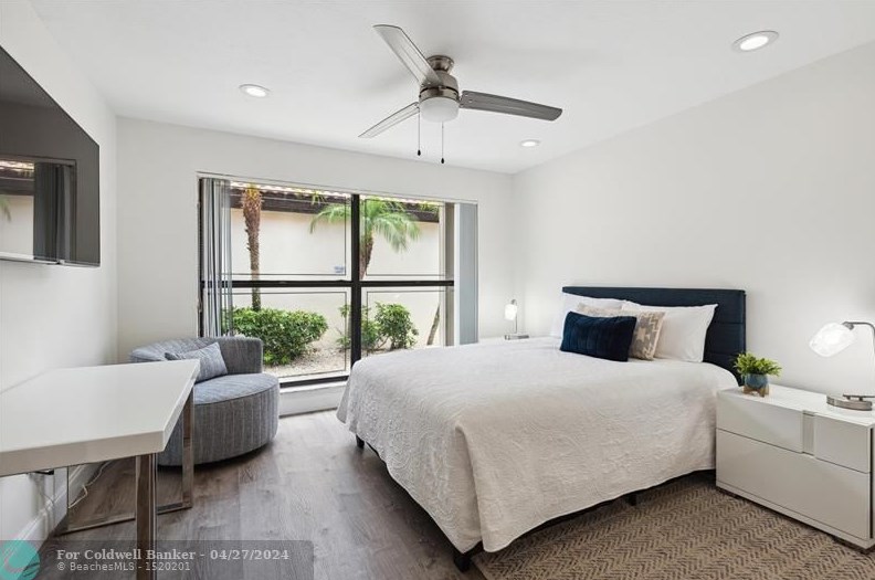 11061 Clover Leaf Cir, Boca Raton FL  33428-1606 exterior