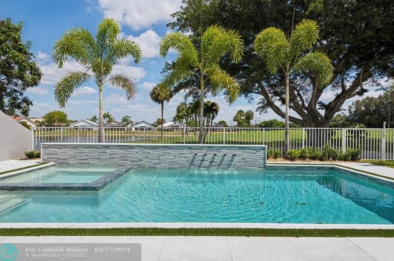 11061 Clover Leaf Cir, Boca Raton FL  33428-1606 exterior