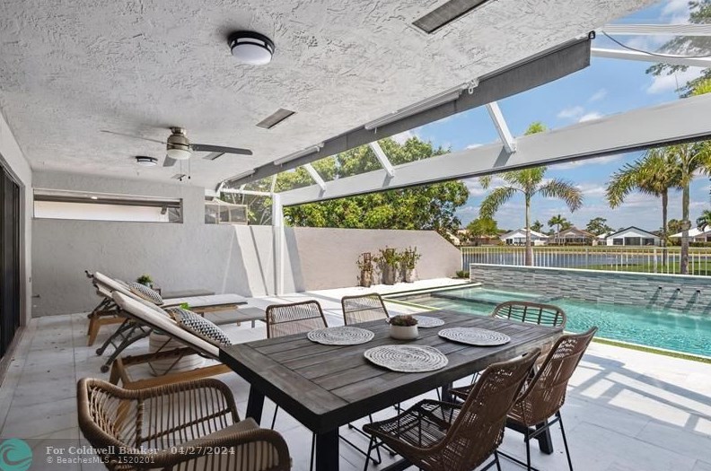 11061 Clover Leaf Cir, Boca Raton FL  33428-1606 exterior