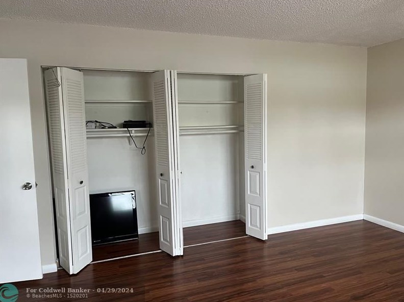 500 2nd St, Dania Beach FL  33004-3328 exterior