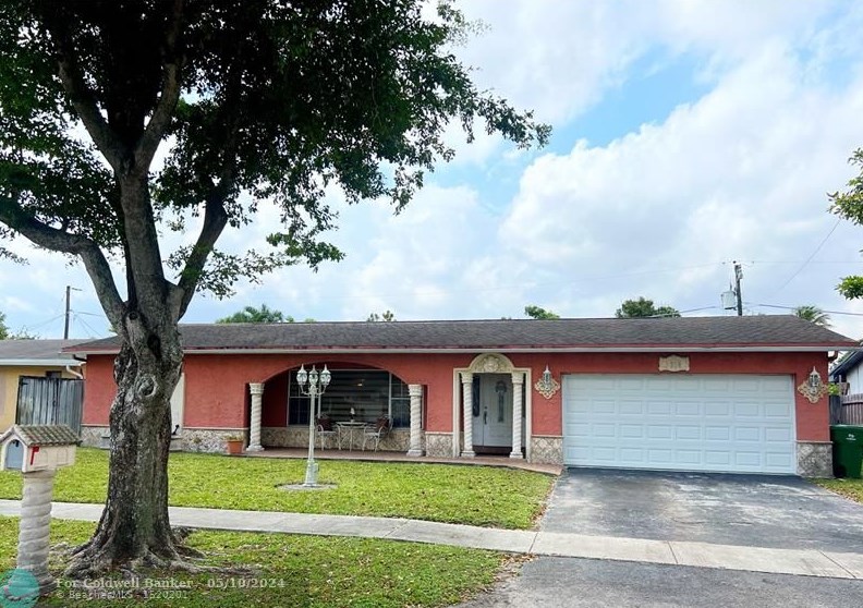 3316 Garnet Rd, Hollywood, FL 33025-2804