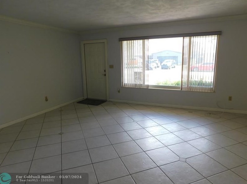 10641 19th Pl, Hollywood, FL 33026-2305