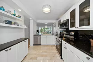 800 SE 4th St, Fort Lauderdale, FL 33301 - Photo 16