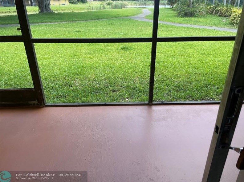 1617 Meadows Cir, Boynton Beach FL  33436-9219 exterior