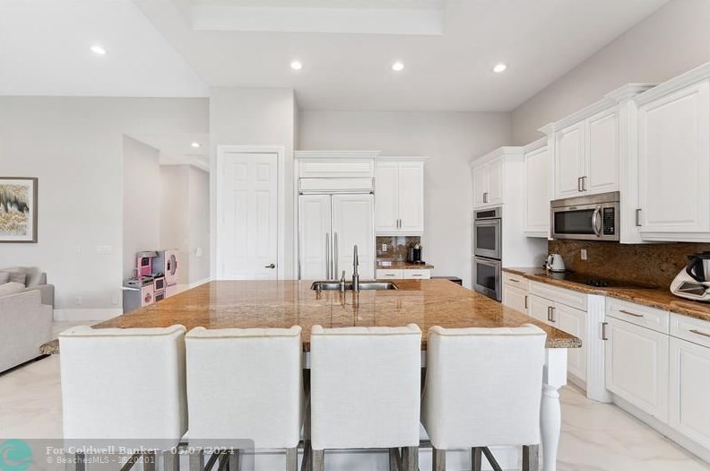 12383 80th Pl, Pompano Beach, FL 33076-4950