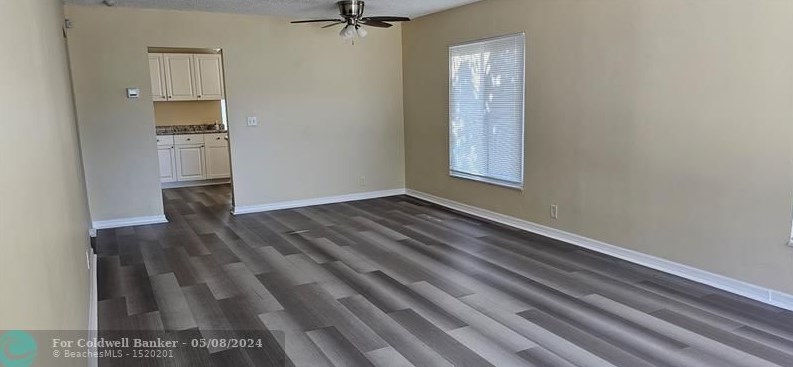 516 Nathan Hale Rd, West Palm Beach, FL 33405-4326