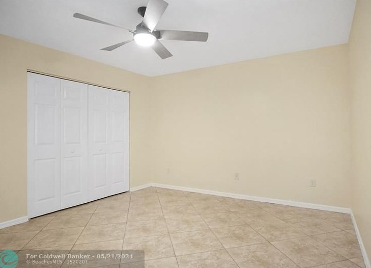 5626 Travelers Way, Fort Pierce FL 34982-3989 exterior