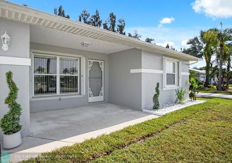 5626 Travelers Way, Fort Pierce, FL 34982-3989