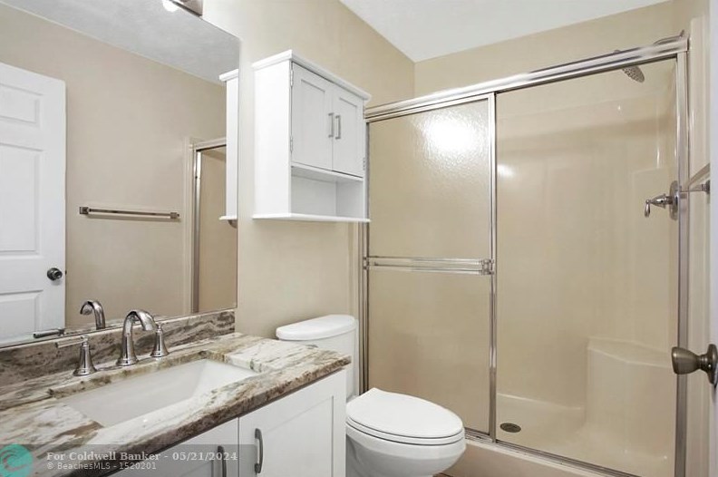 5626 Travelers Way, Fort Pierce FL 34982-3989 exterior