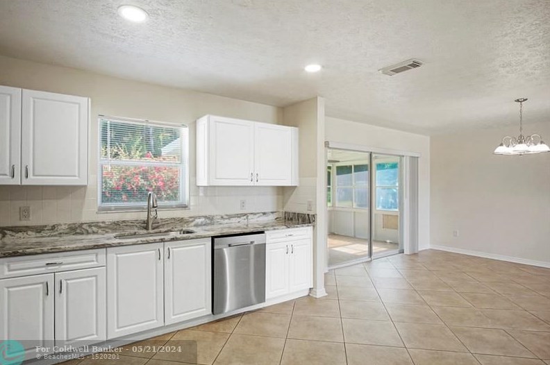 5626 Travelers Way, Fort Pierce FL 34982-3989 exterior