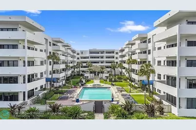 330 SE 20 Ave, Unit #307, Deerfield Beach, FL 33441 - Photo 1
