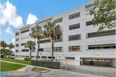 330 SE 20 Ave, Unit #307, Deerfield Beach, FL 33441 - Photo 16