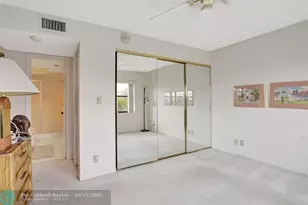 330 SE 20th Ave, Deerfield Beach, FL 33441 - Photo 34