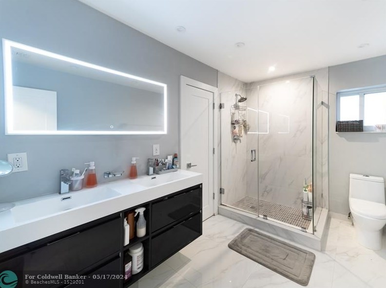 5809 Pierce St, Hollywood FL  33021-6246 exterior