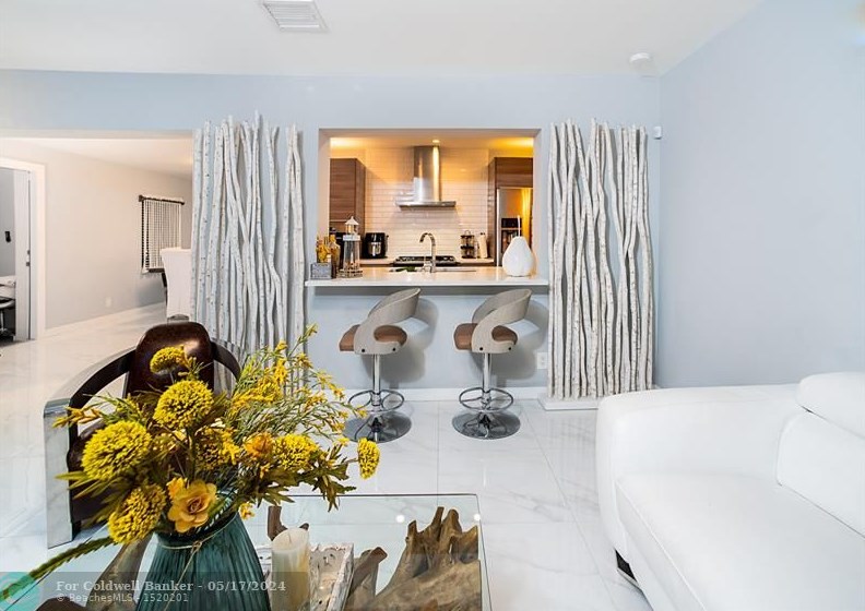 5809 Pierce St, Hollywood FL  33021-6246 exterior