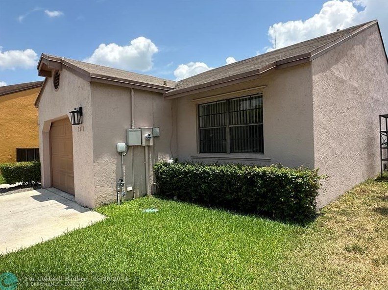 2411 82nd Ave, Hollywood, FL 33024-3518