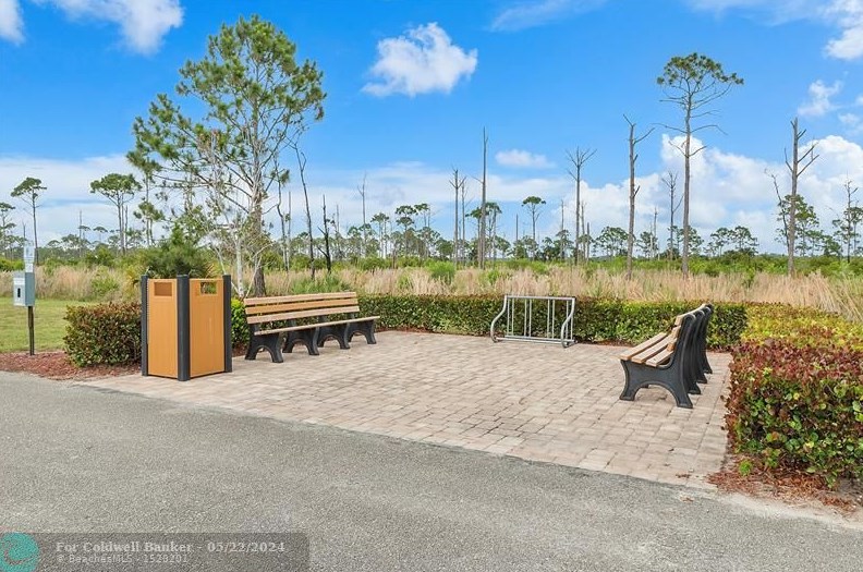1383 Appamattox Ter, Fort Pierce FL  34952-7102 exterior