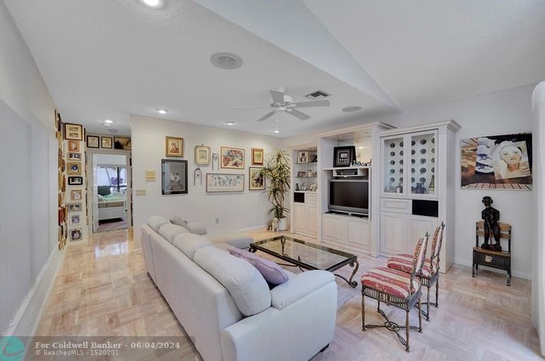 22660 Esplanada Cir, Boca Raton FL 33433-5917 exterior