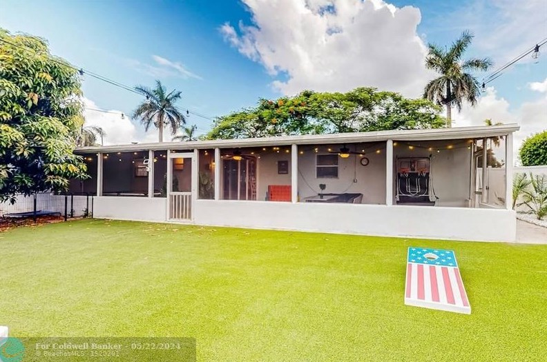 4451 173rd Dr, Miami, FL 33055-3707
