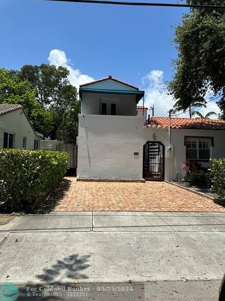 7534 Ne 6th Ct, Miami, FL 33138