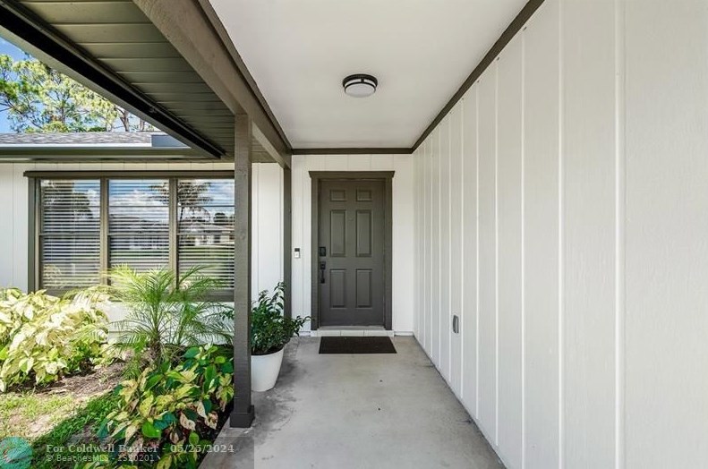 247 Se Voltair Terrace, Fort Pierce, FL 34983