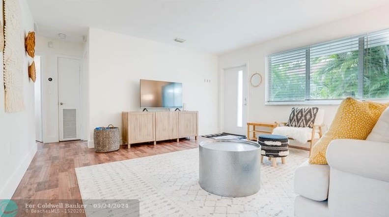 524 69th St, Miami FL  33138-5629 exterior