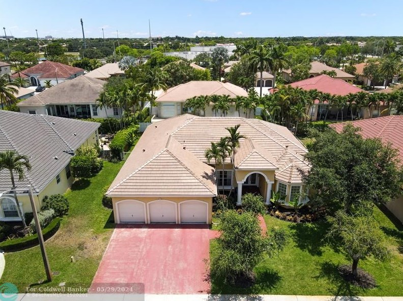 15972 15th St, Hollywood, FL 33027-5056