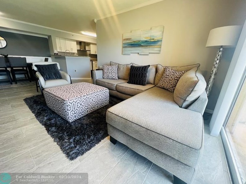 4240 San Marino Blvd #102, West Palm Beach, FL 33409