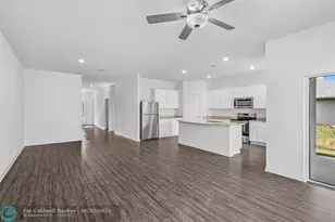 256 SW Grove Ave, Port Saint Lucie, FL 34983 - Photo 4