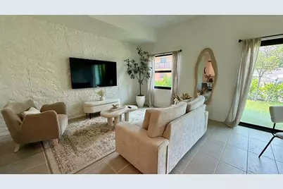 2526  Pierce Street, Unit #4, Hollywood, FL 33020 - Photo 4