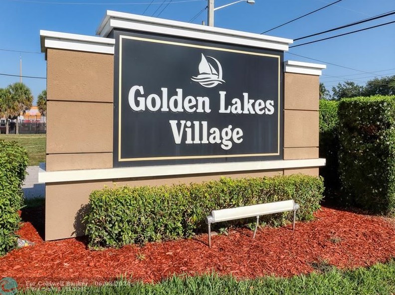 102 Lake Olive Dr, West Palm Beach, FL 33411-3382