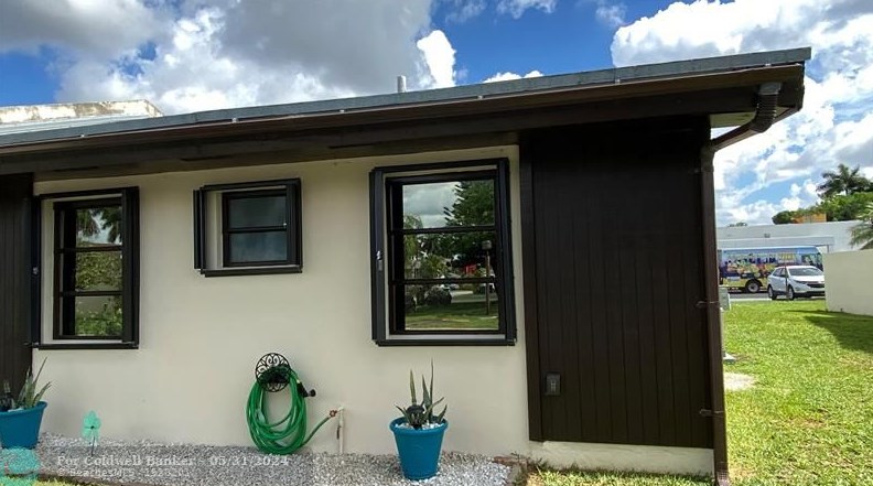 13991 50th Ter, Miami, FL 33175-5177