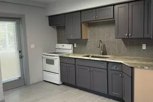 2404 Florida Ave, Fort Pierce, FL 34950 - Photo 4