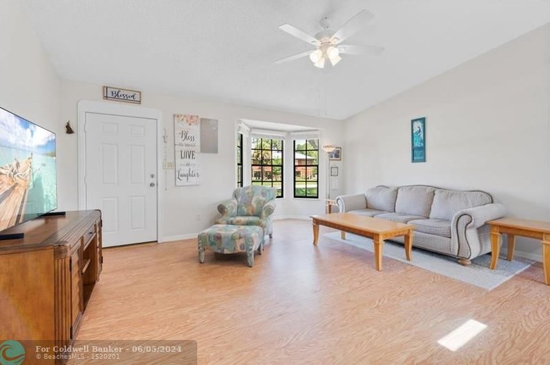 1520 18th Ave, Vero Beach FL  32962-6205 exterior