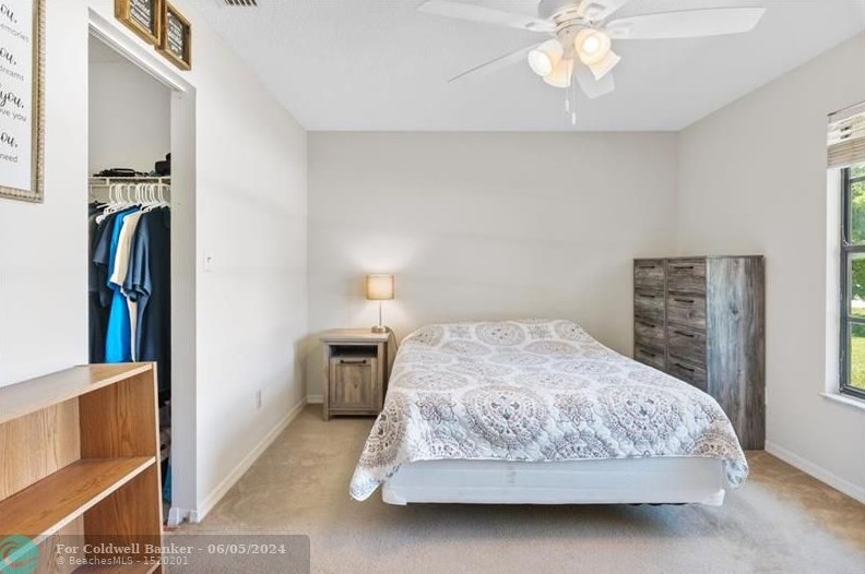 1520 18th Ave, Vero Beach FL  32962-6205 exterior