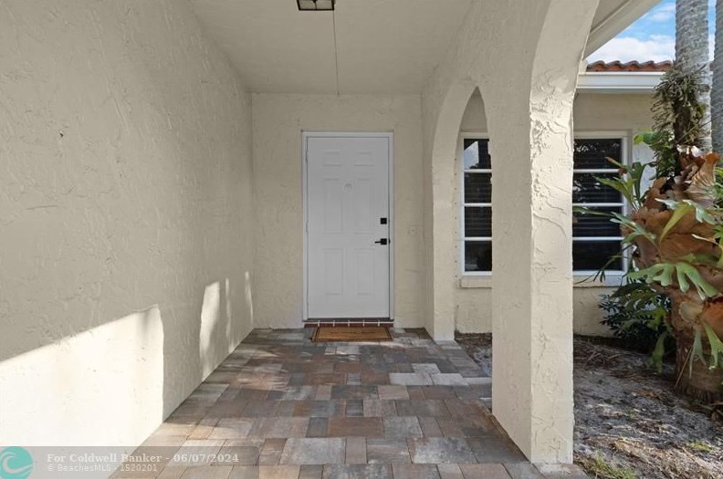 2600 32 St, Boca Raton FL 33431-5444 exterior