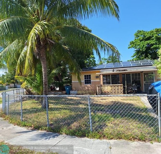 1775 132nd St, Miami, FL 33167-1536