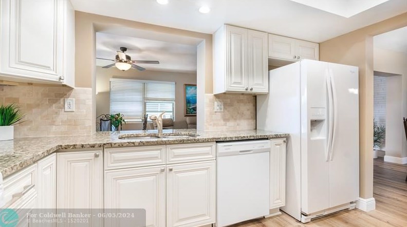 8480 17 Ct, Hollywood FL exterior