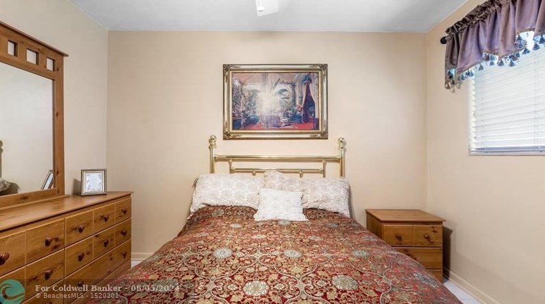 8480 17 Ct, Hollywood FL exterior